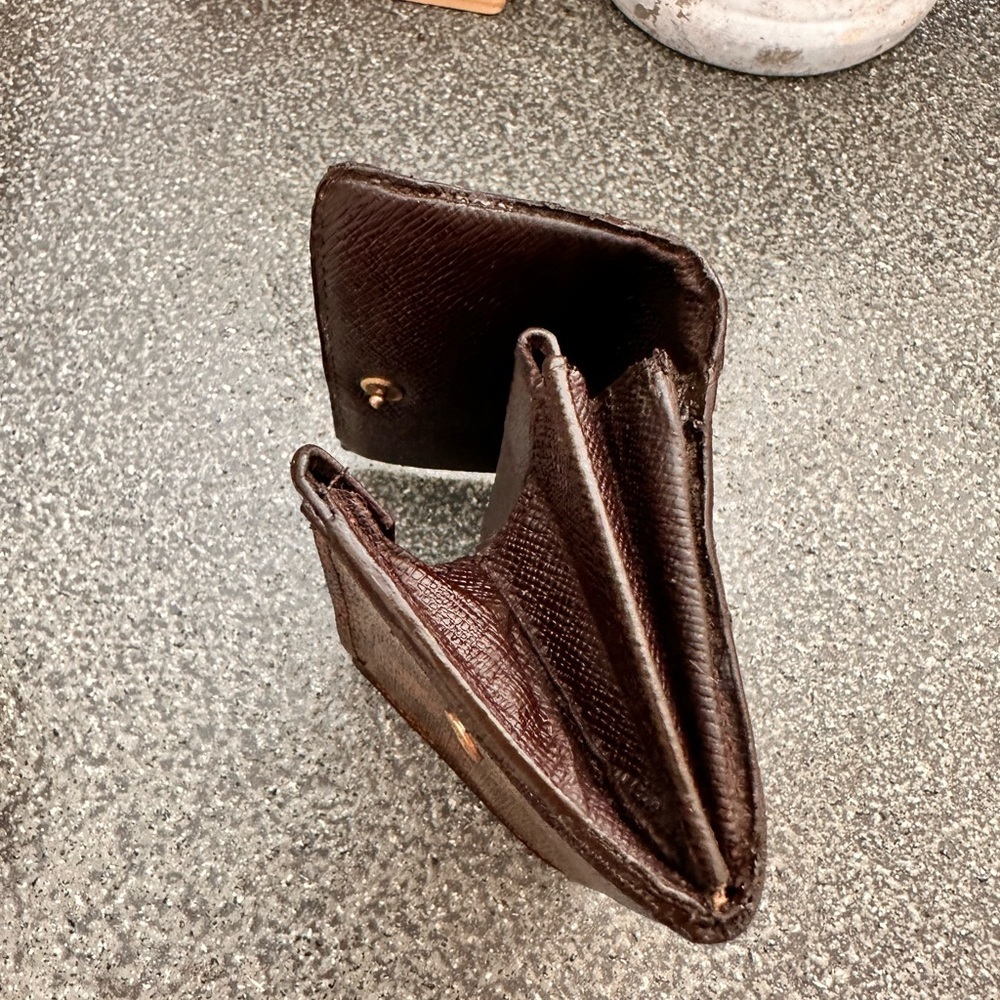 Louis Vuitton, Porte Monnaie Plat Coin Purse - Picture 11 of 13